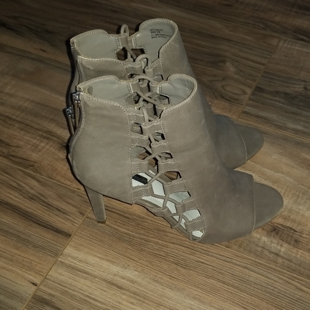 Bcbgeneration Heels - image 1